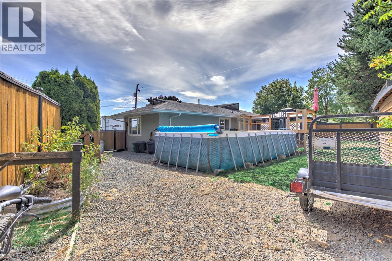 6144 Edgehill Pl, Duncan