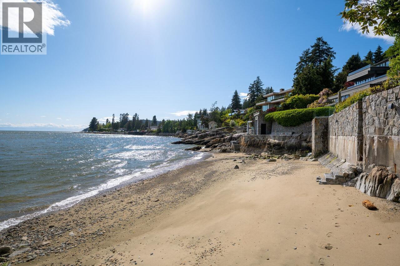 4036 MARINE DRIVE, West Vancouver