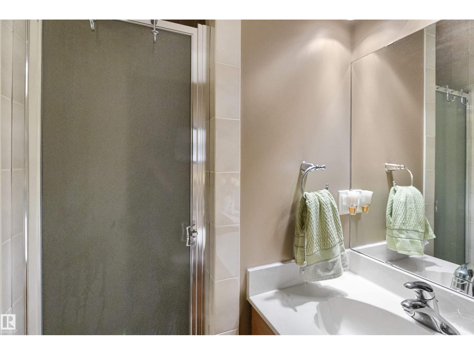 433 VILLAGE DR, Sherwood Park