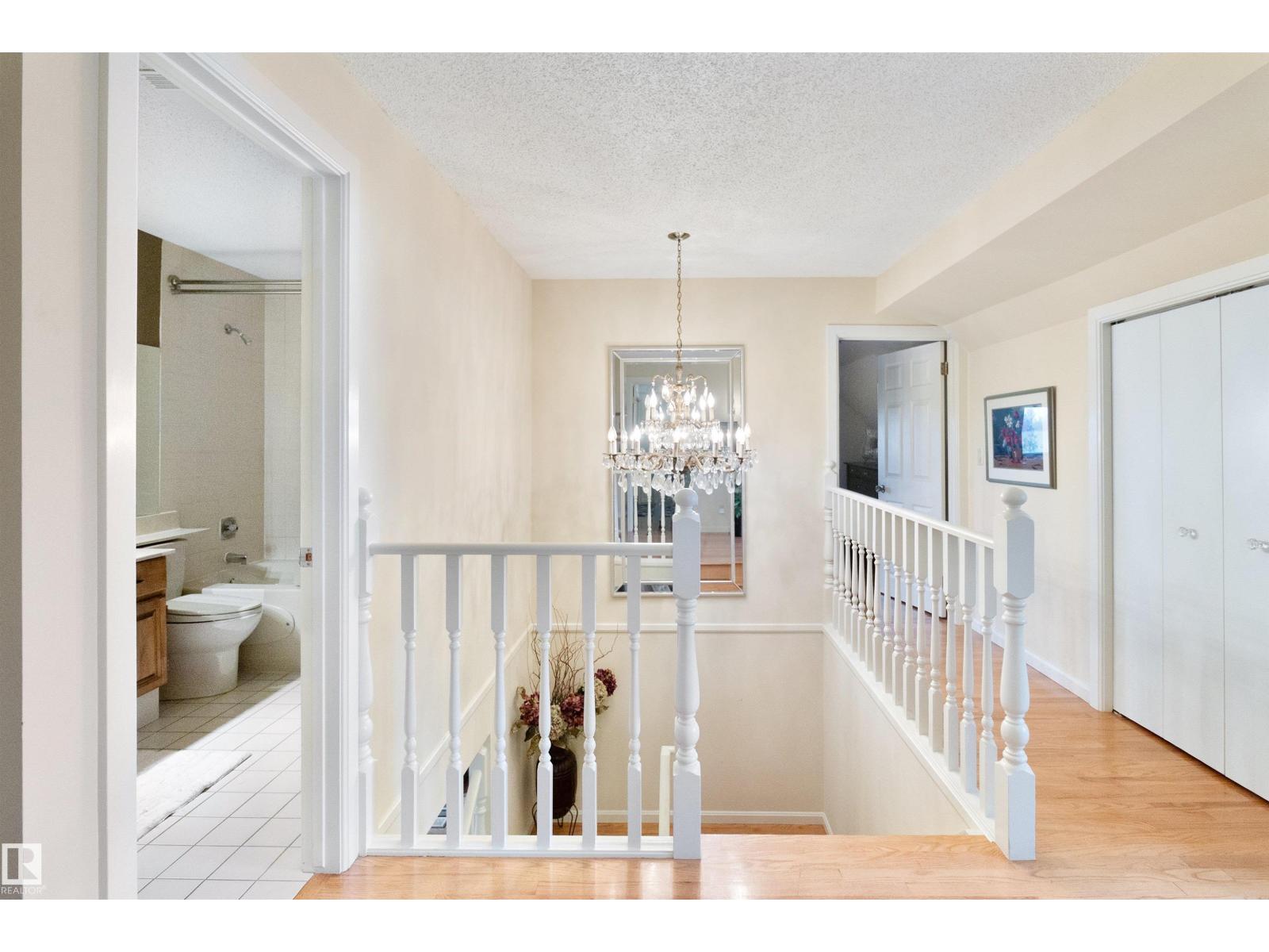 433 VILLAGE DR, Sherwood Park