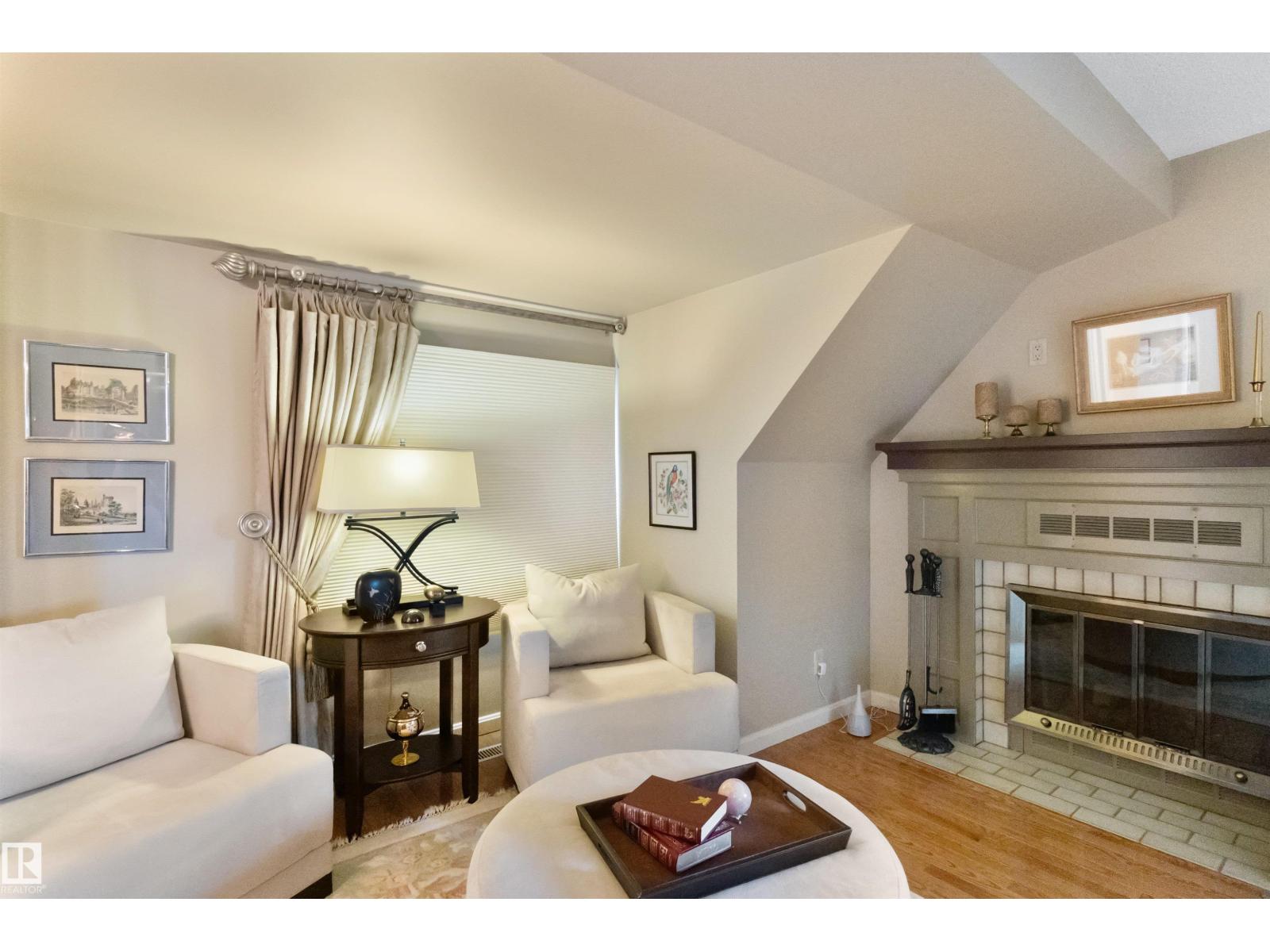 433 VILLAGE DR, Sherwood Park