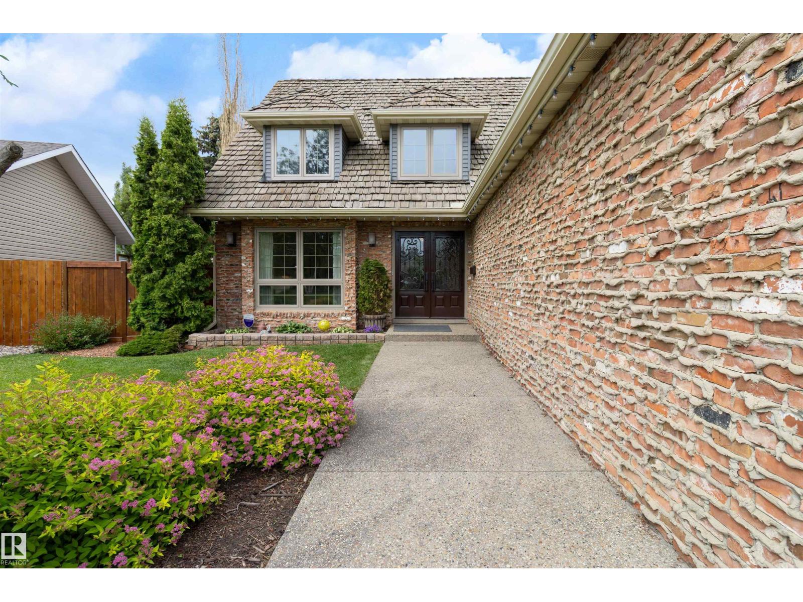 433 VILLAGE DR, Sherwood Park