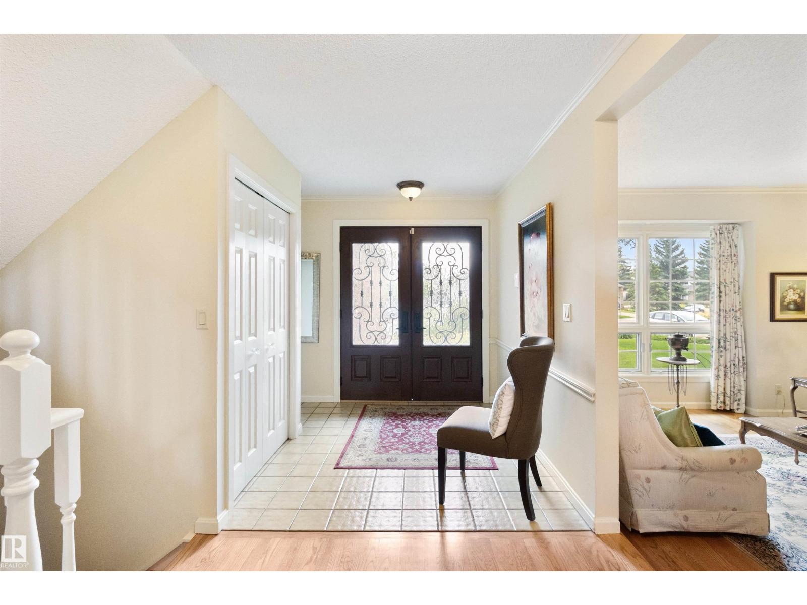 433 VILLAGE DR, Sherwood Park