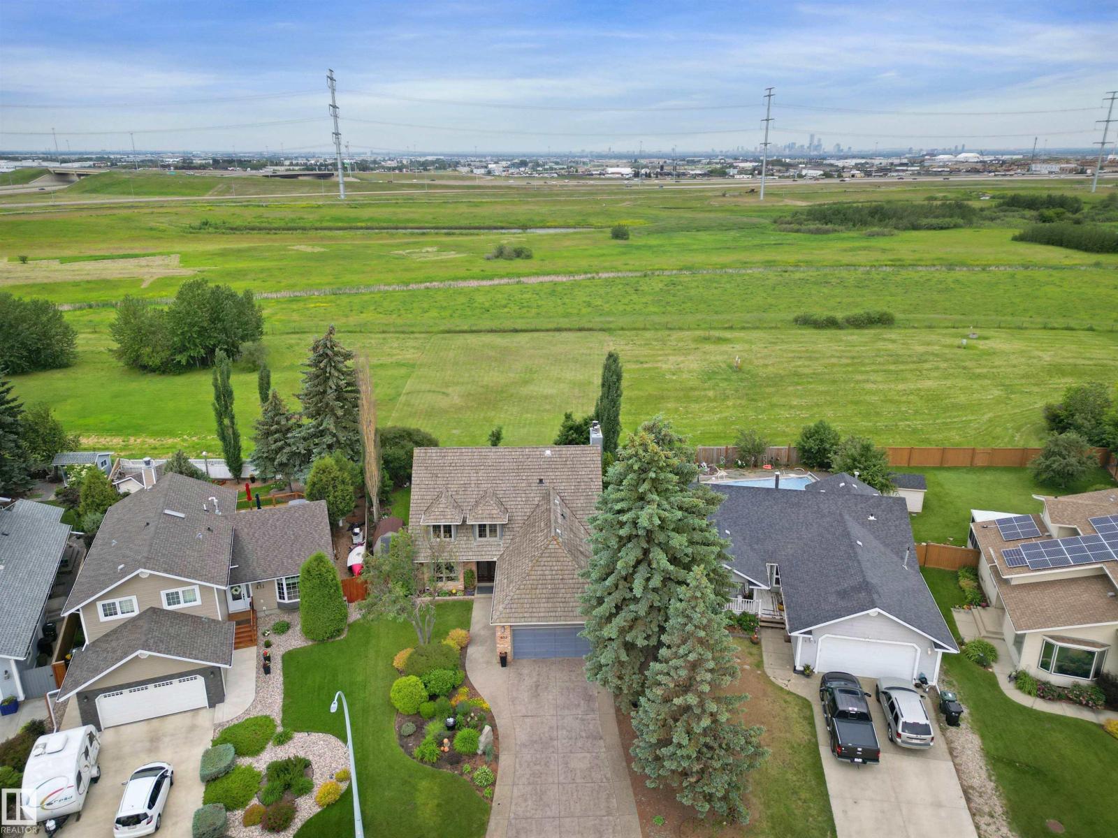 433 VILLAGE DR, Sherwood Park