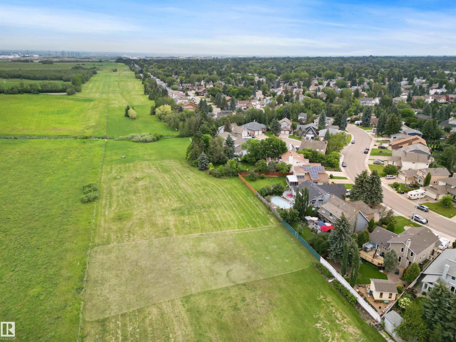 433 VILLAGE DR, Sherwood Park