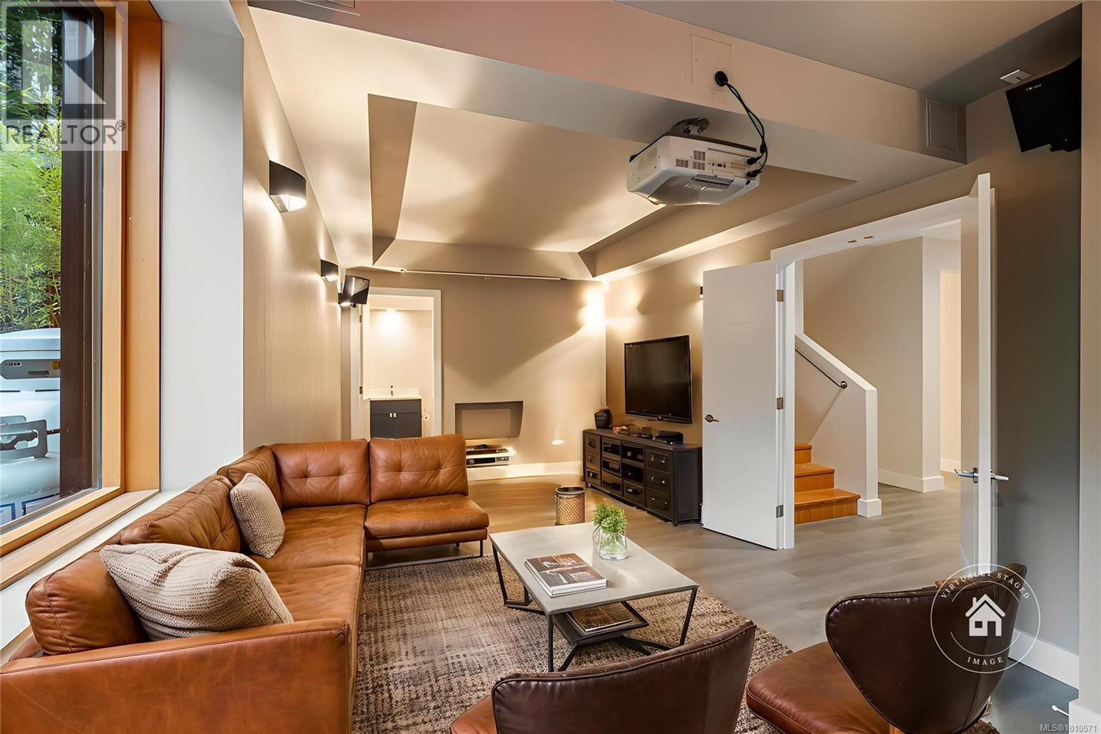 1875 Ashling Rd, Qualicum Beach