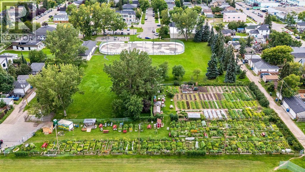 Single Family House for Sale in    Street SE Inglewood Calgary 