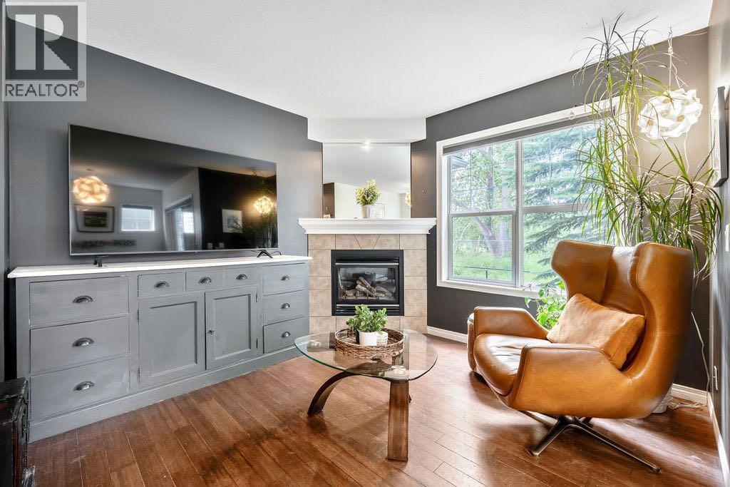 Single Family House for Sale in    Street SE Inglewood Calgary 