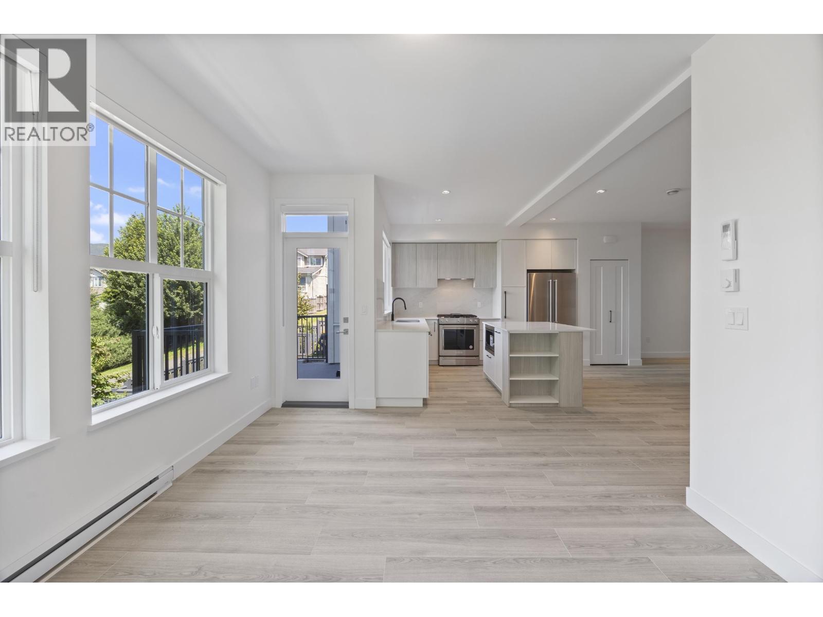 103 3421 QUEENSTON AVENUE, Coquitlam