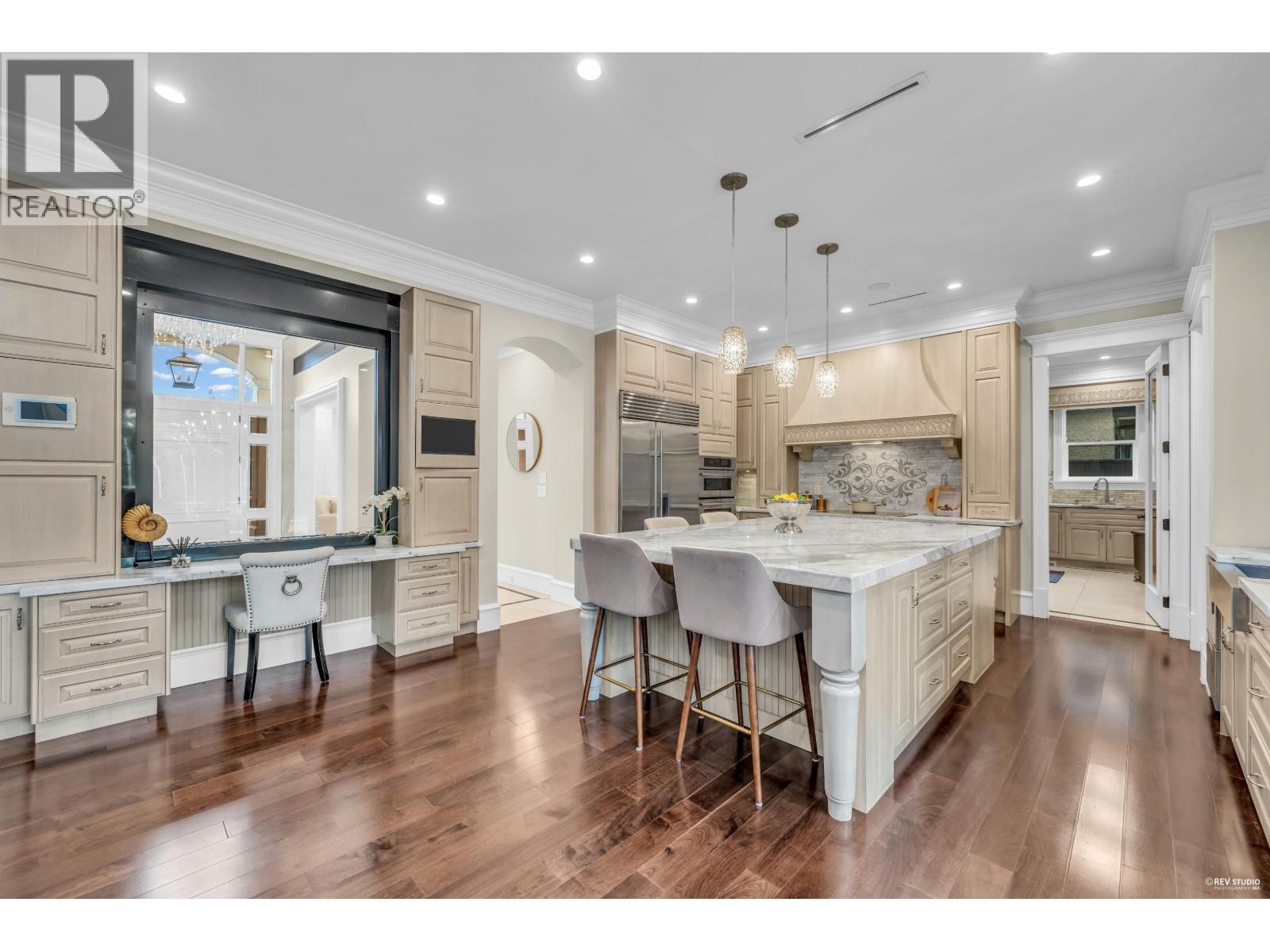 6851 MAYFLOWER DRIVE, Richmond