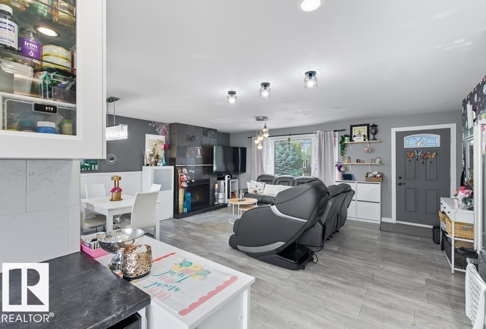 9211 69 ST NW, Edmonton