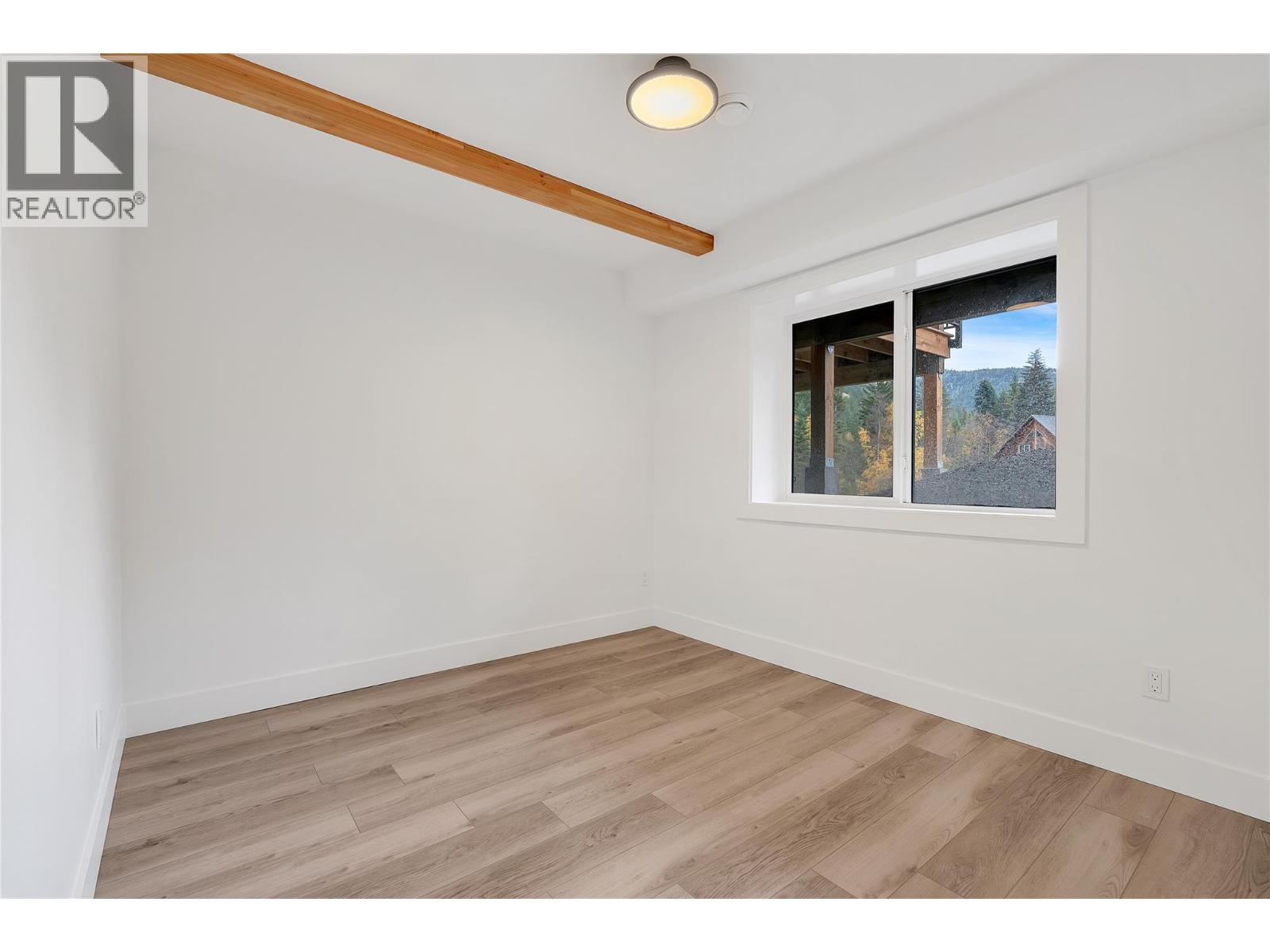 645 Grand Oro Road, Kaleden