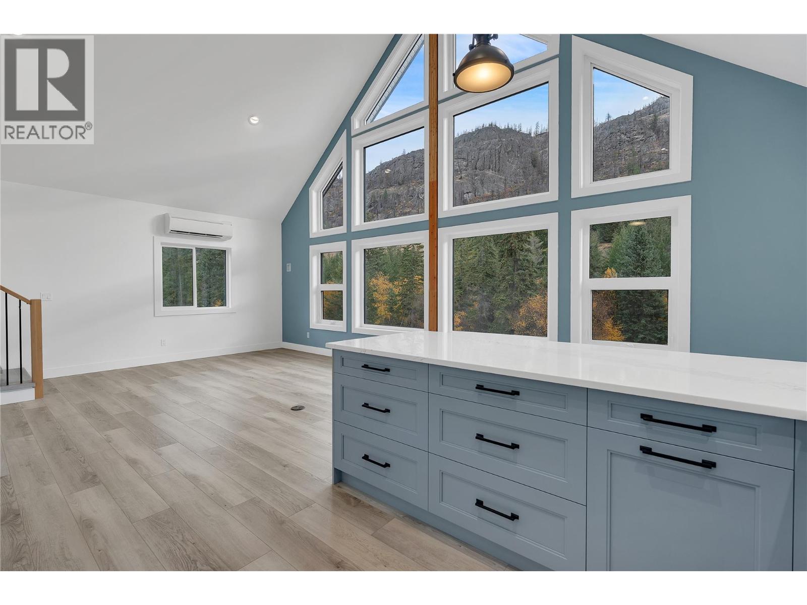 645 Grand Oro Road, Kaleden