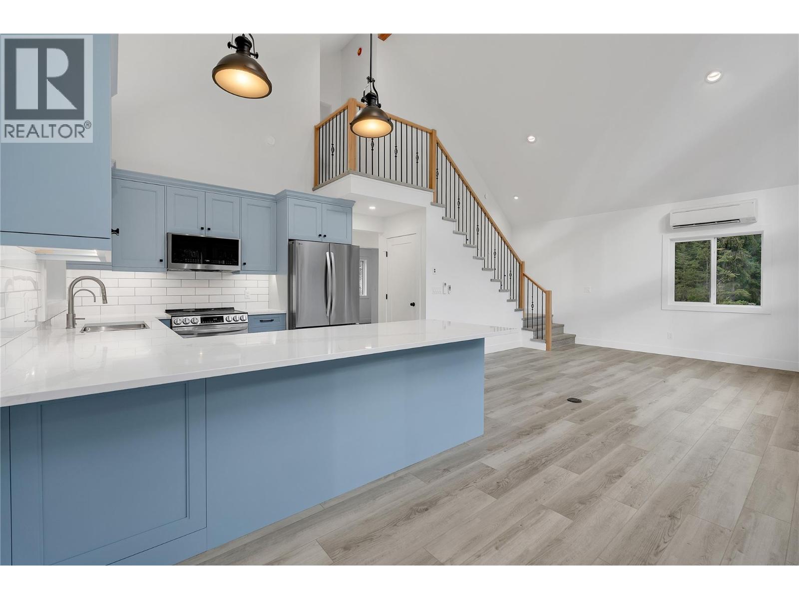 645 Grand Oro Road, Kaleden