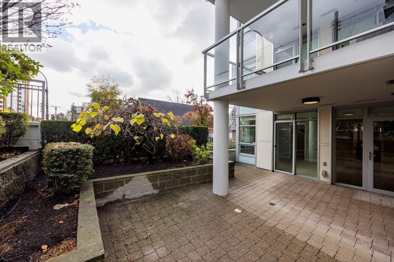 108 210 W 13TH STREET, North Vancouver