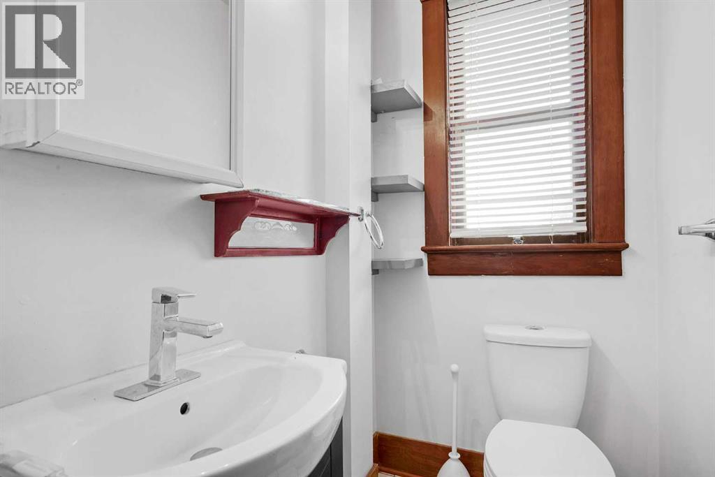 Single Family House for Sale in   Avenue SW Richmond Calgary 