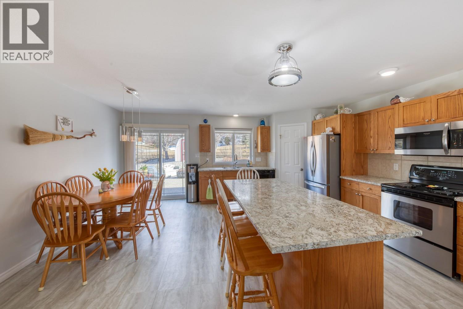 4887 Glen Eagle Drive, Fairmont Hot Springs