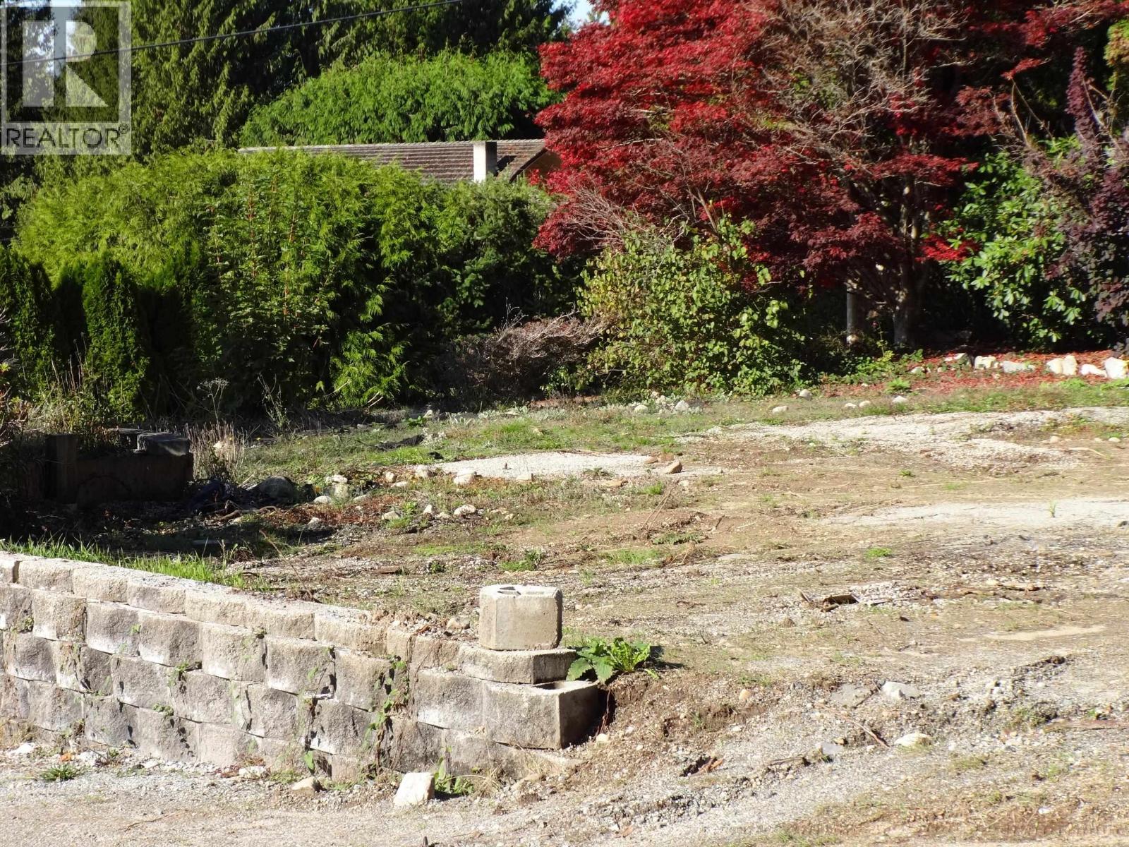 5112 PAM ROAD, Sechelt