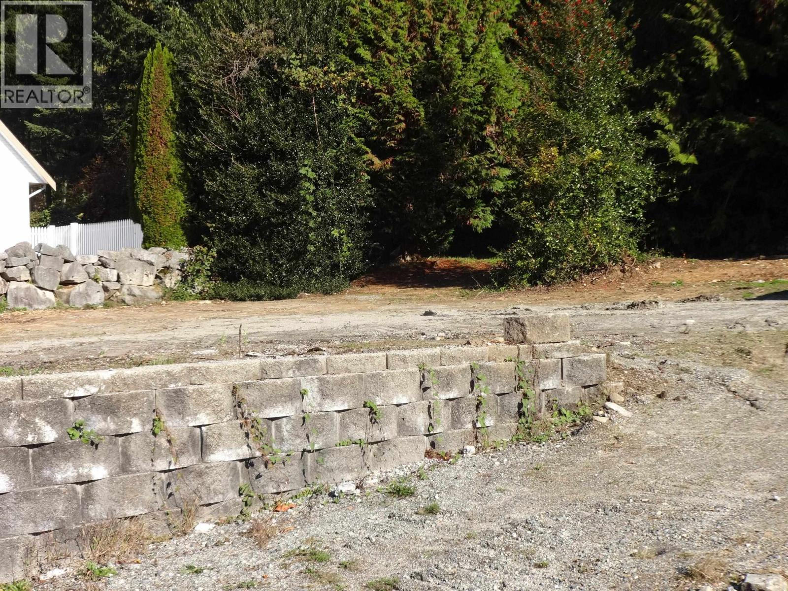 5112 PAM ROAD, Sechelt