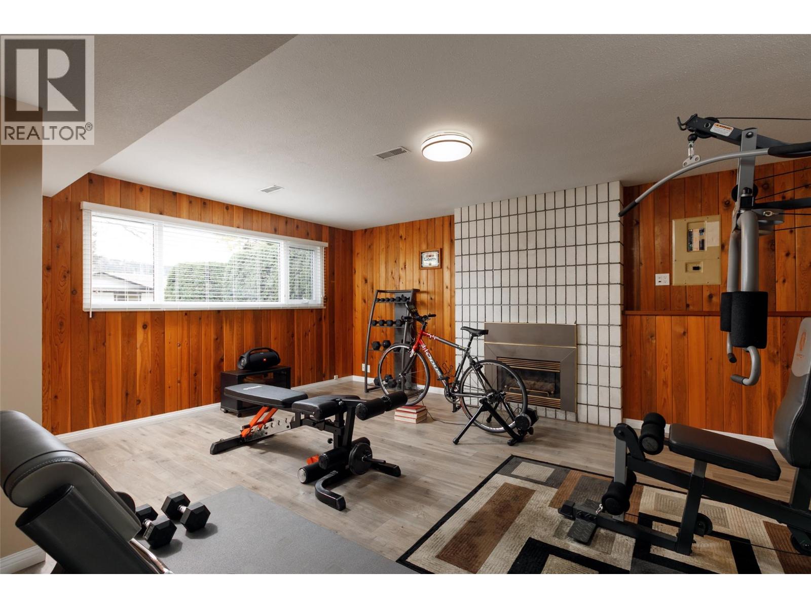  1831 Upland Avenue, Kelowna