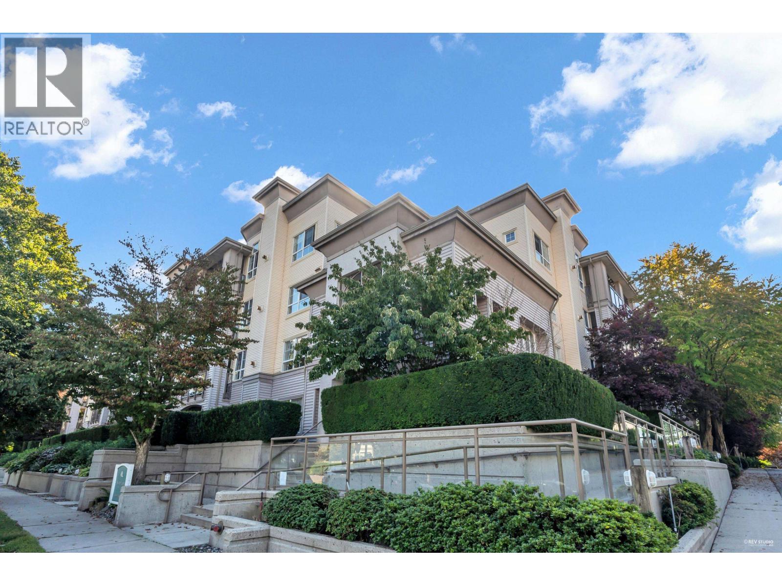 #229-5500 ANDREWS Road, Richmond