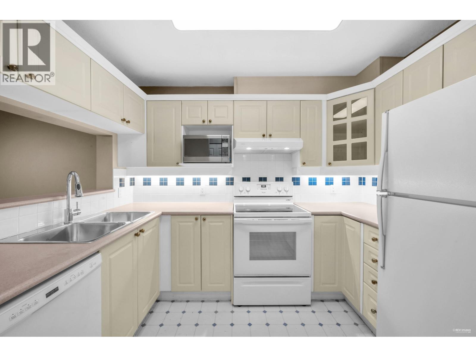 #229-5500 ANDREWS Road, Richmond