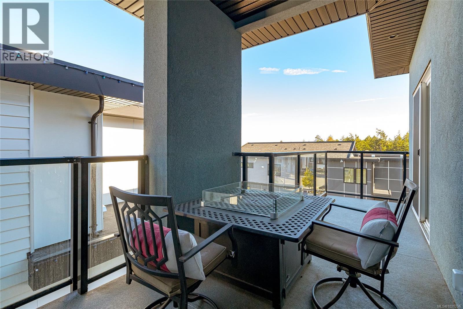 3638 Ridge View Terr, Colwood