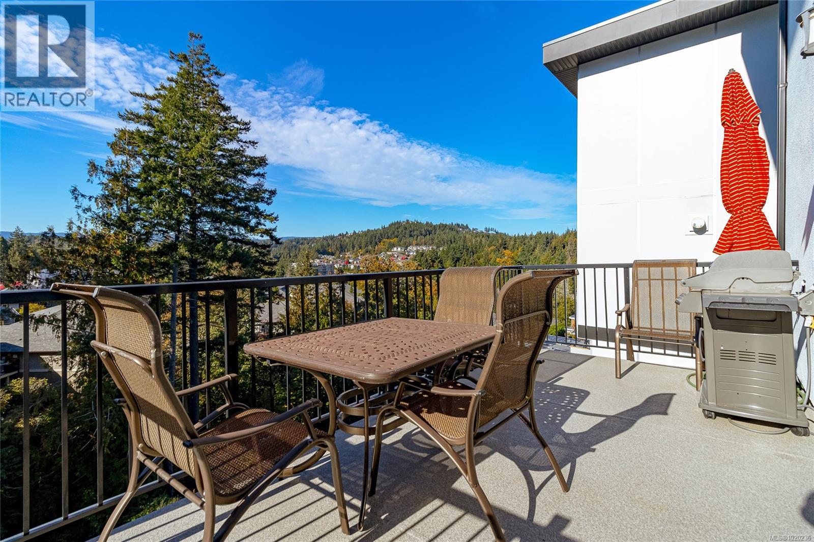 3638 Ridge View Terr, Colwood