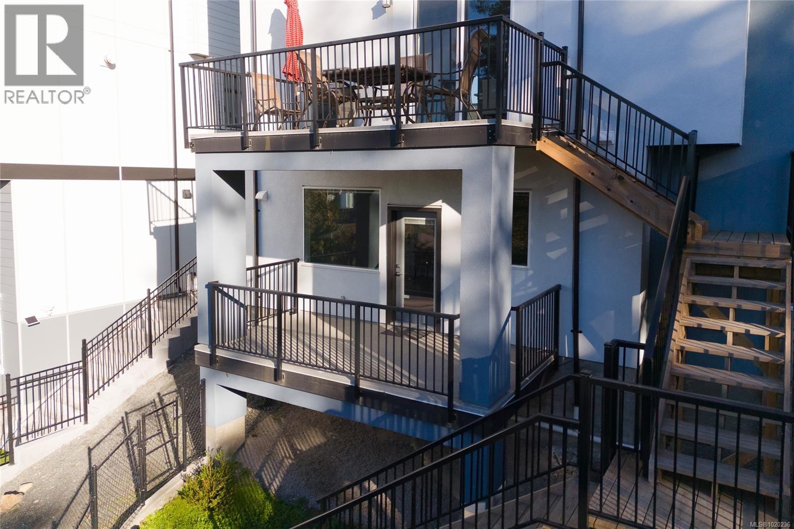 3638 Ridge View Terr, Colwood