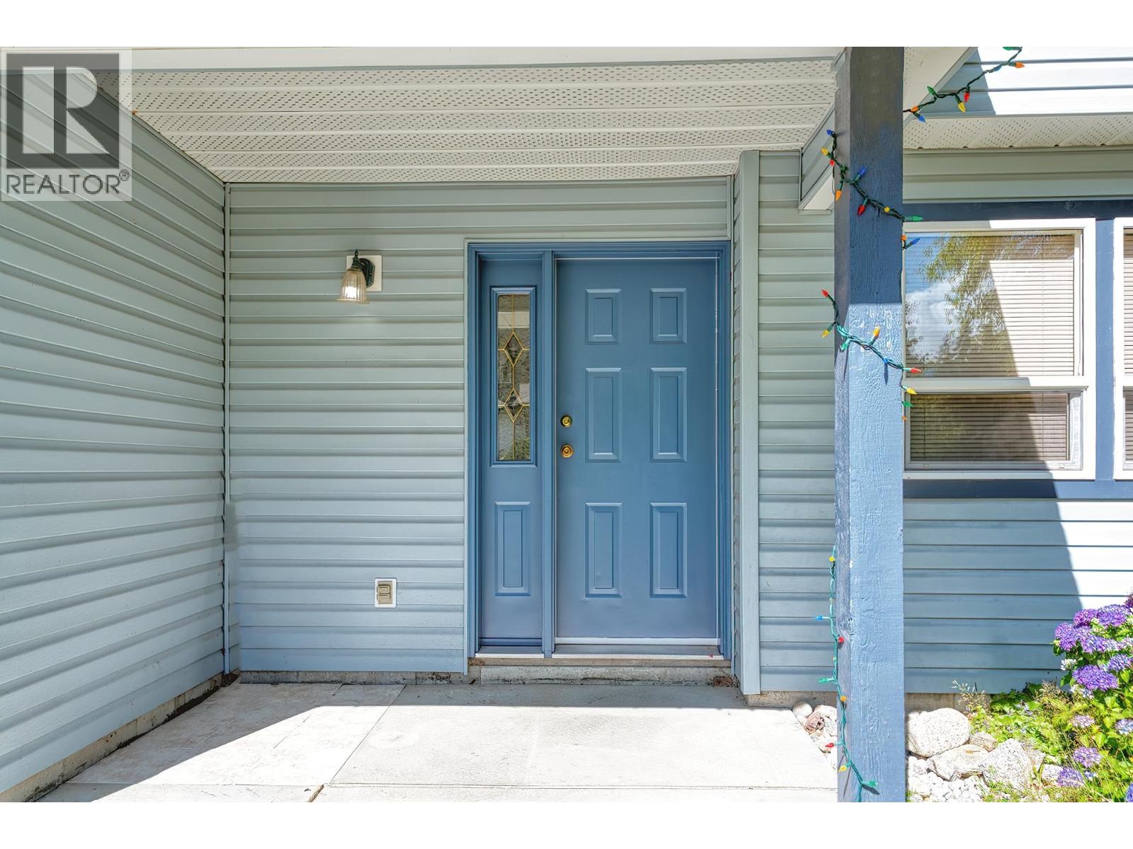 5833 HERON PLACE, Sechelt