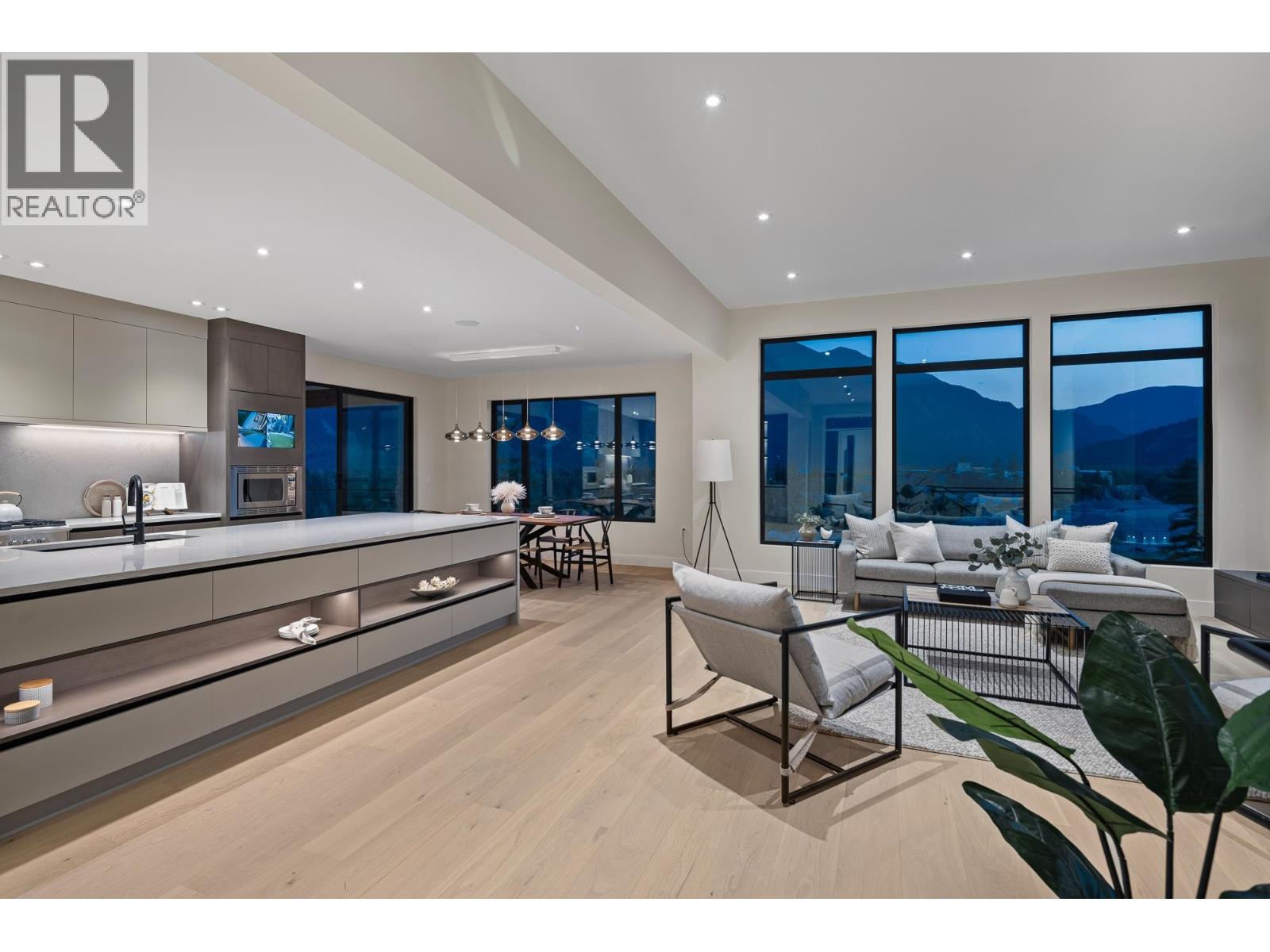 7681 CERULEAN DRIVE, Pemberton