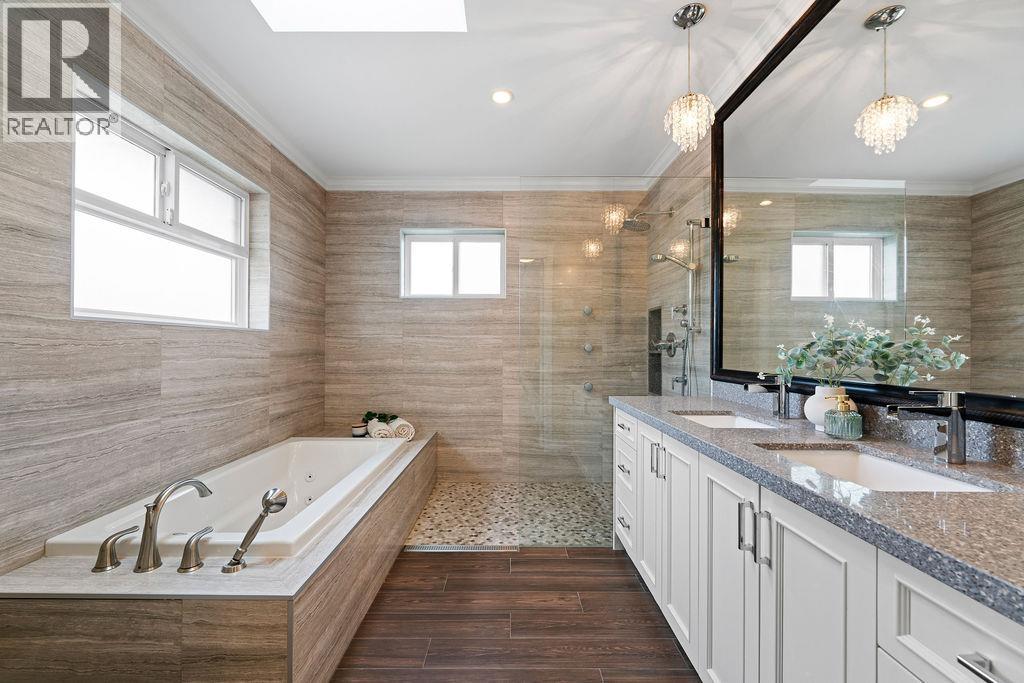 9200 SAUNDERS Road, Richmond