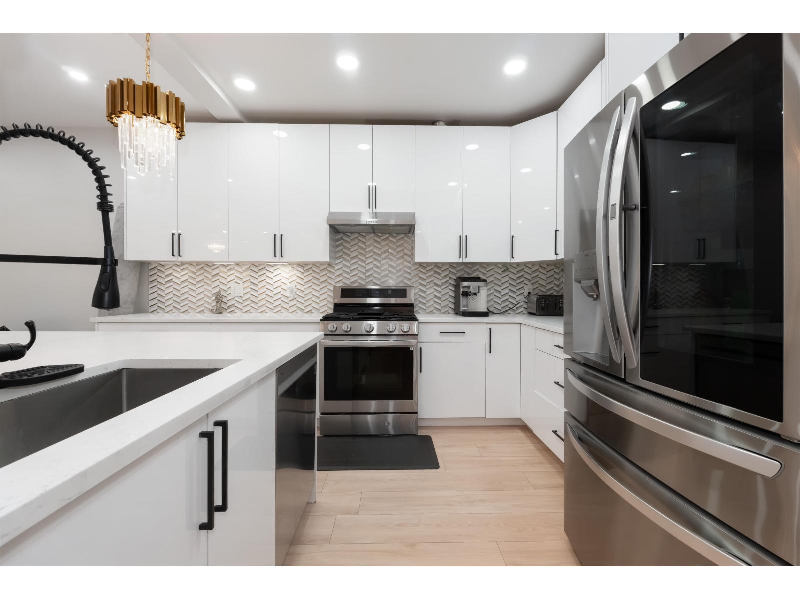 43 16655 64 AVENUE, Surrey