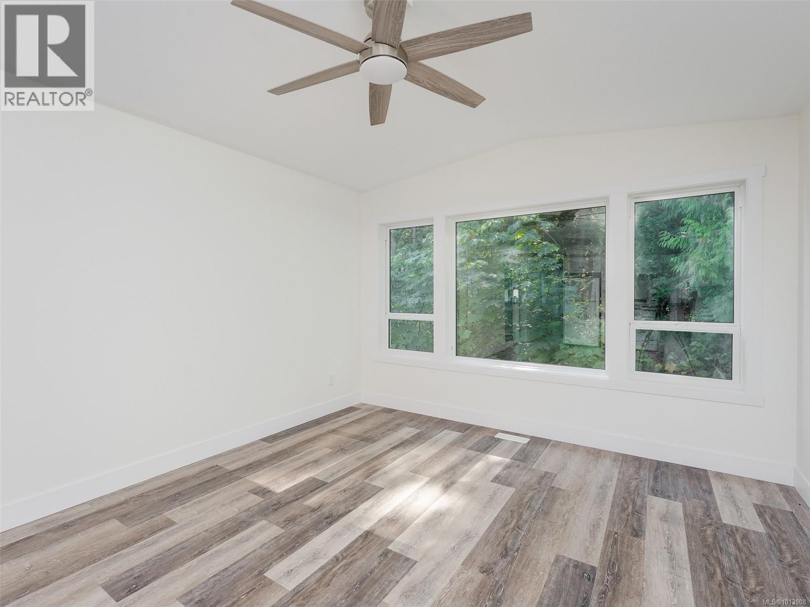 432 747 Old Place Rd, Central Saanich