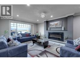 8225 Nw Burnfield Crescent, Burnaby, BC V5E3W6 Photo 11