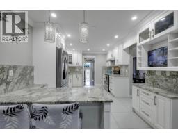 8225 Nw Burnfield Crescent, Burnaby, BC V5E3W6 Photo 18