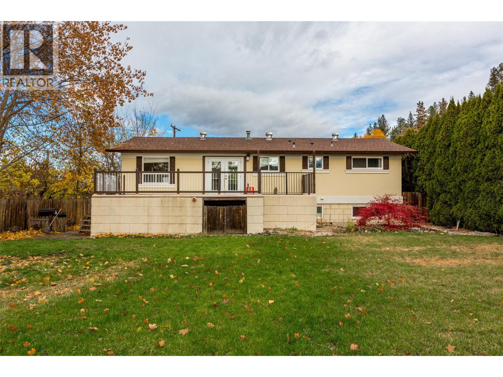  1570 Pasadena Road, Kelowna