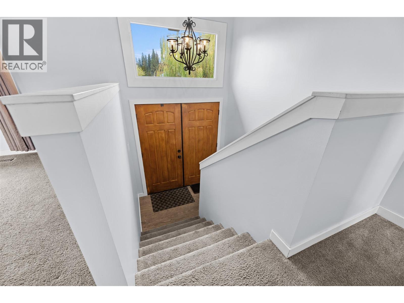  1570 Pasadena Road, Kelowna