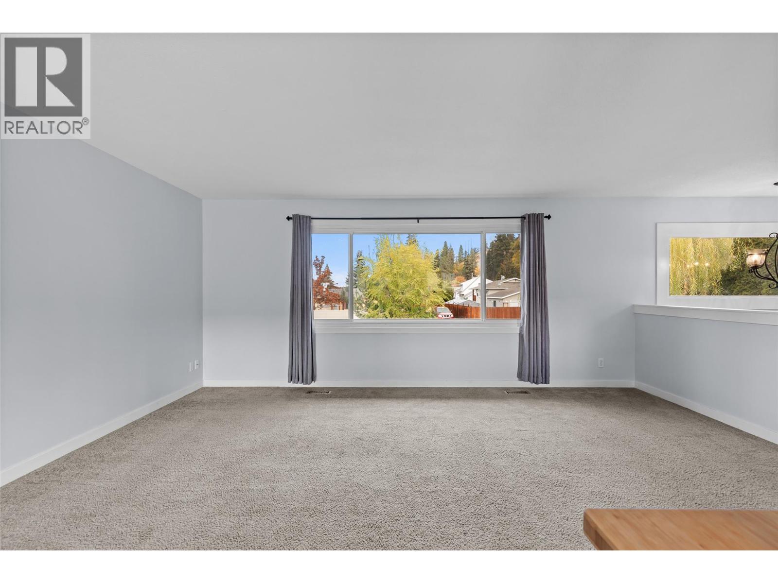  1570 Pasadena Road, Kelowna