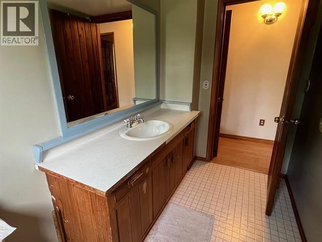 5860 STENMAN Road, Smithers