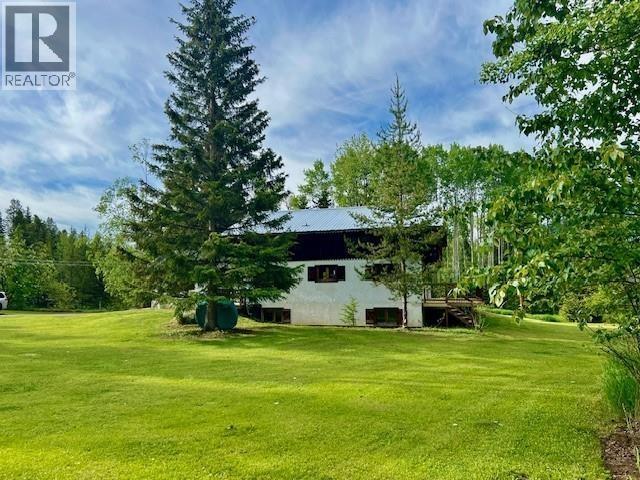 5860 STENMAN Road, Smithers