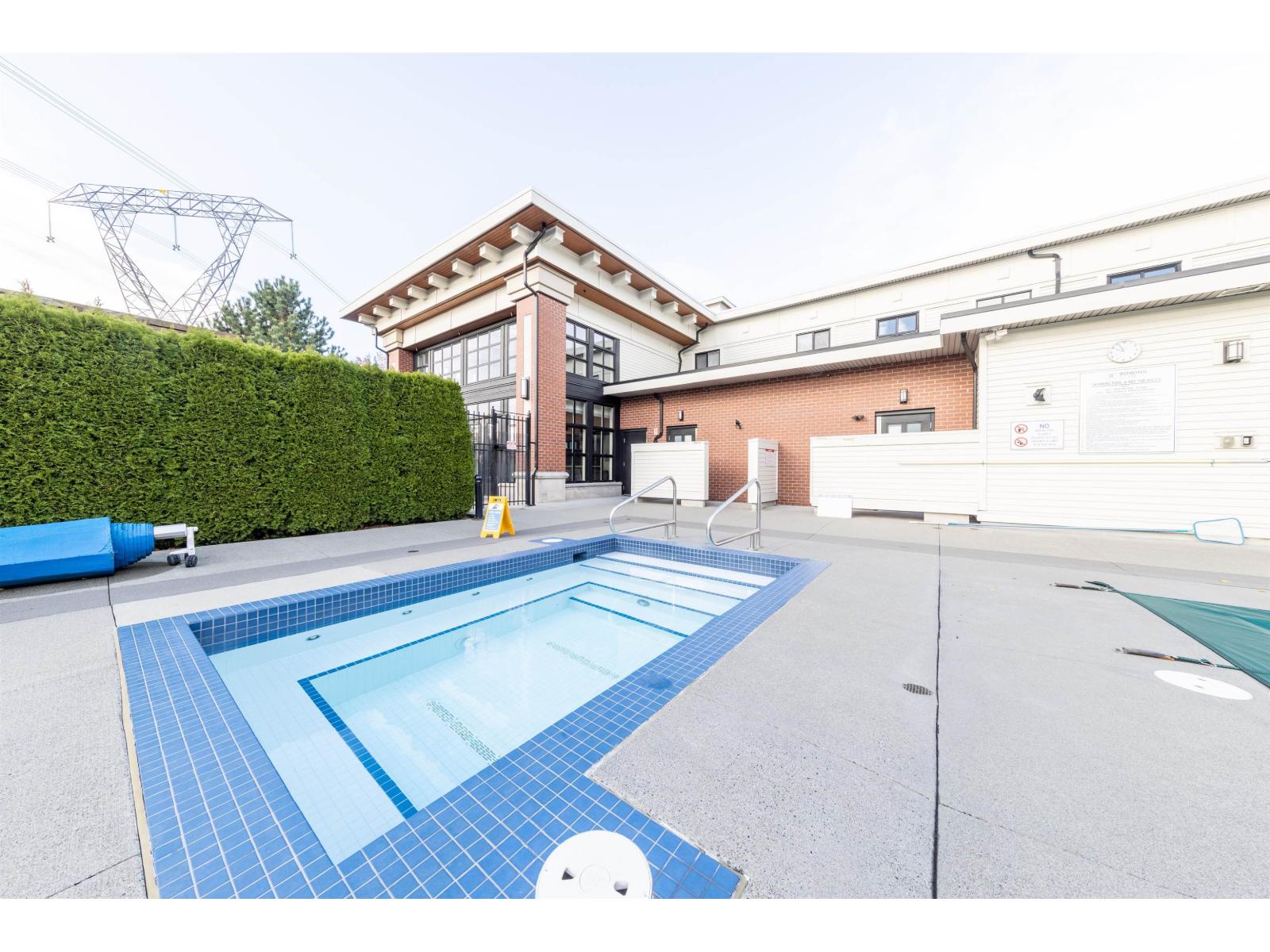 411 15137 33 AVENUE, Surrey