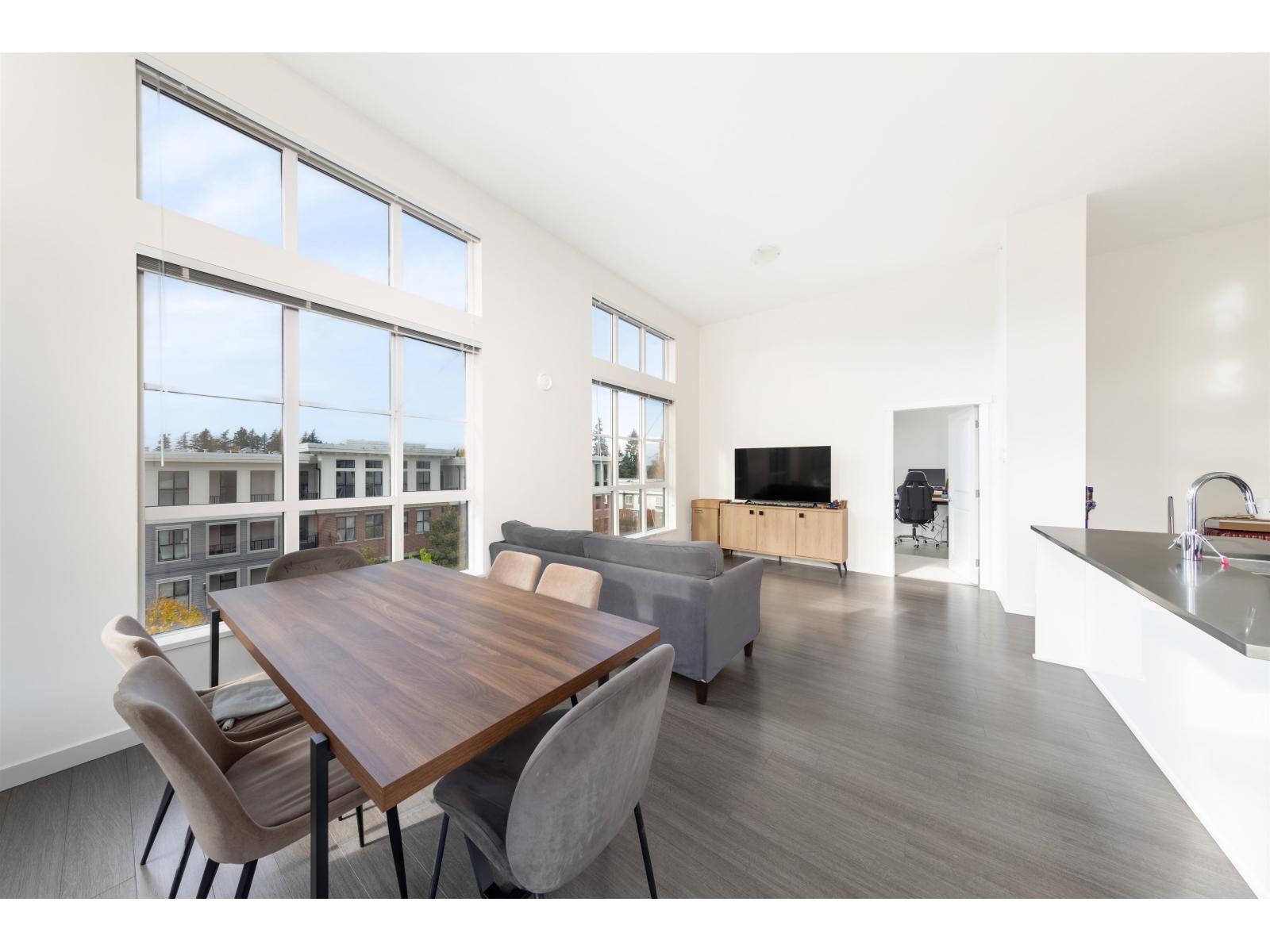 411 15137 33 AVENUE, Surrey