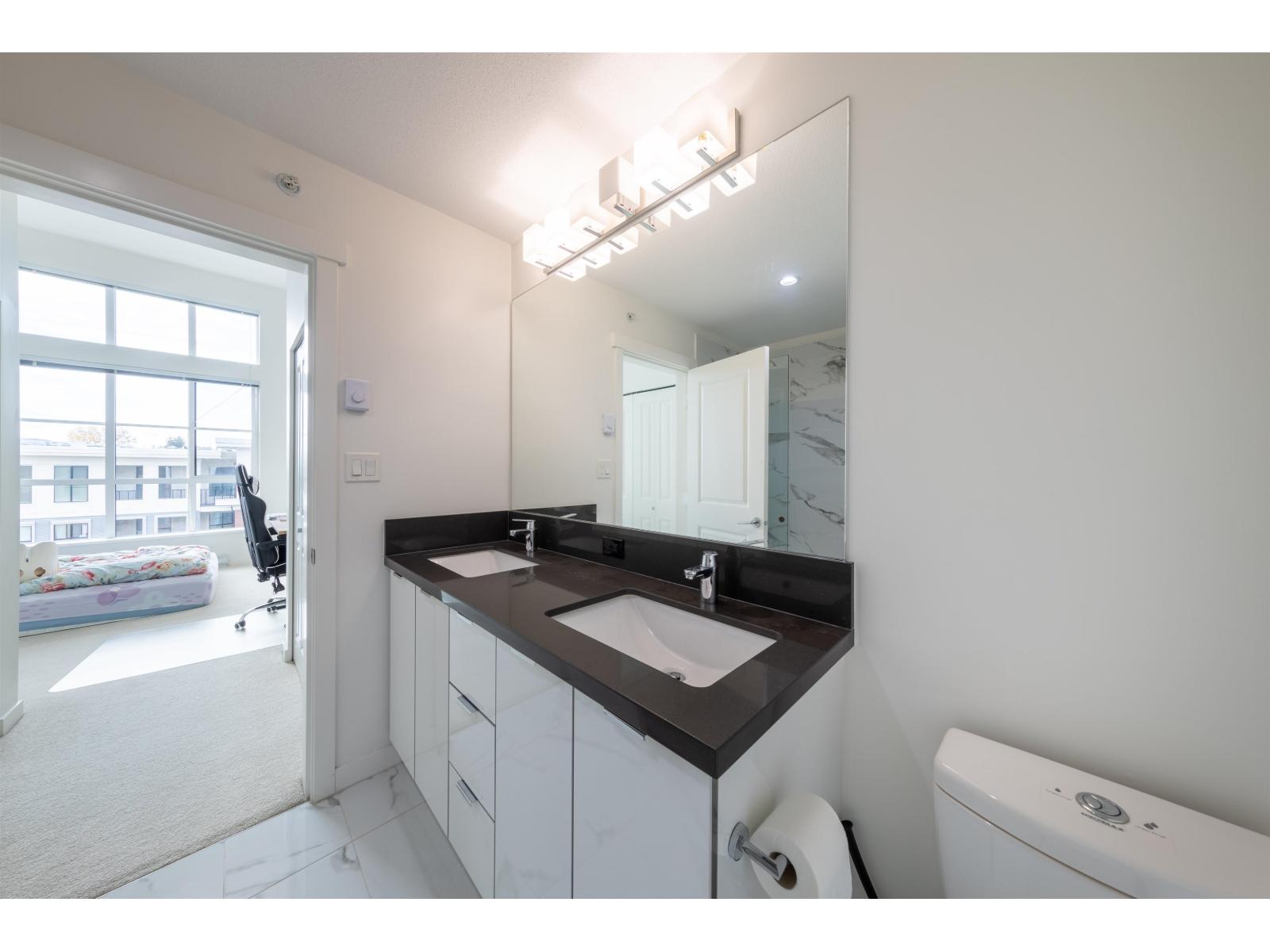 411 15137 33 AVENUE, Surrey