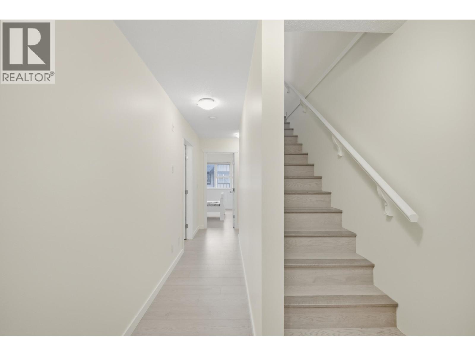 15 730 FARROW STREET, Coquitlam