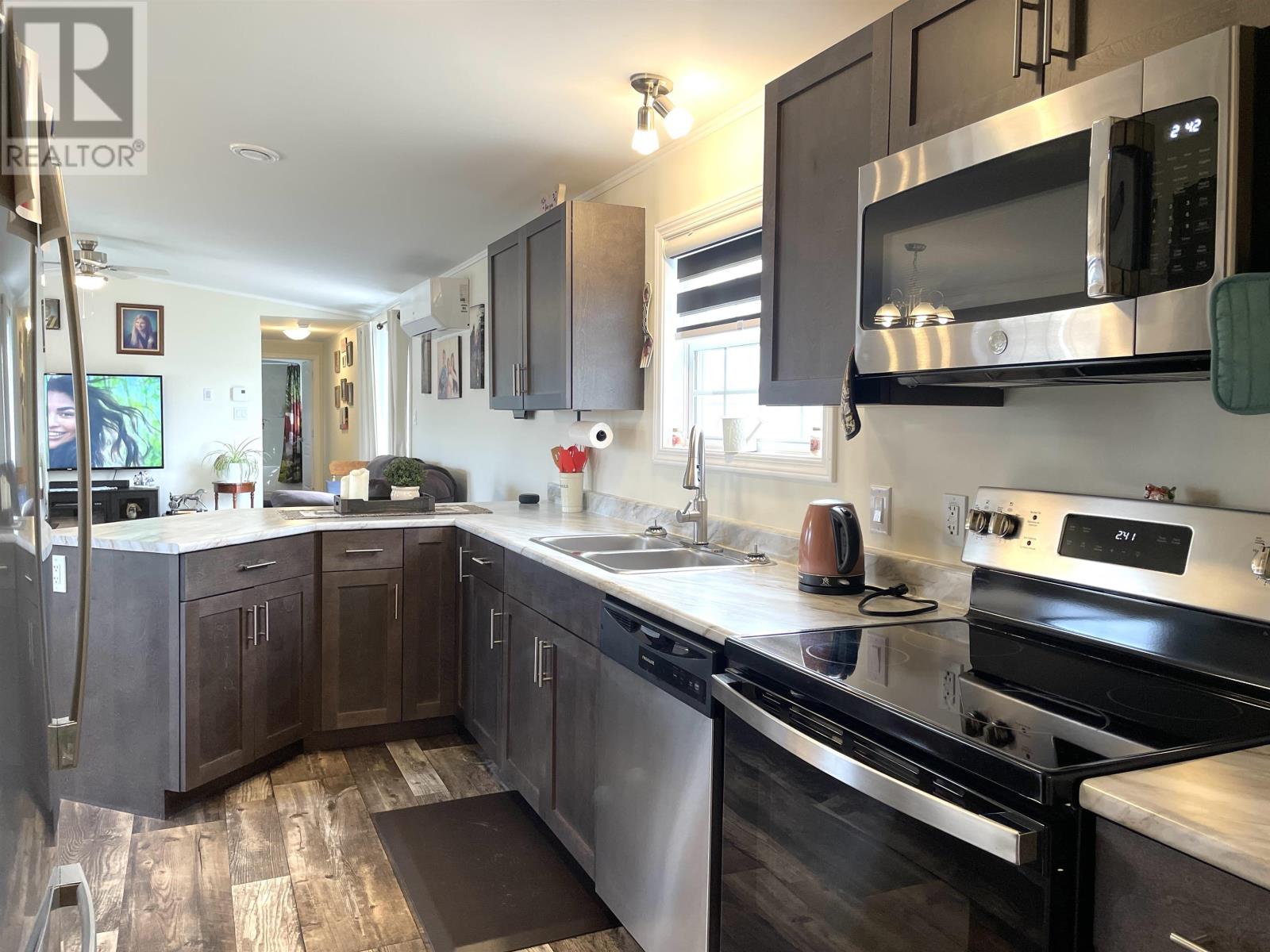 39 Watson Avenue - 9