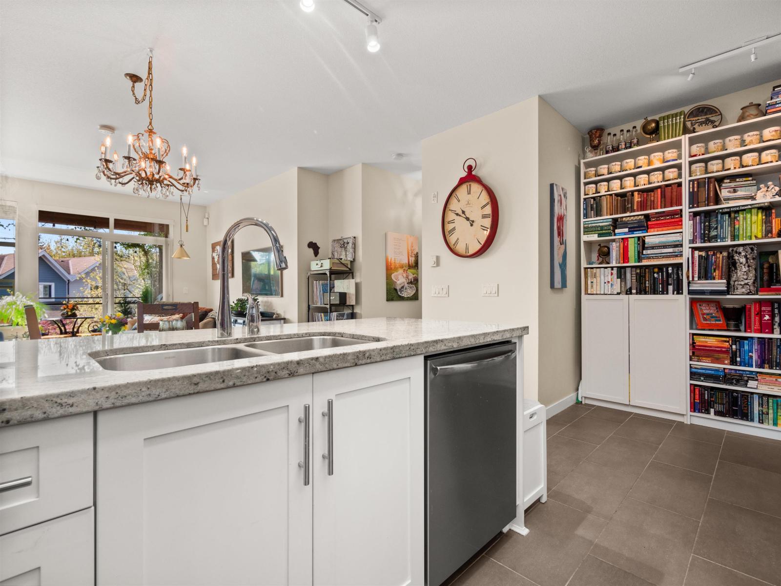 301 23255 BILLY BROWN ROAD, Langley