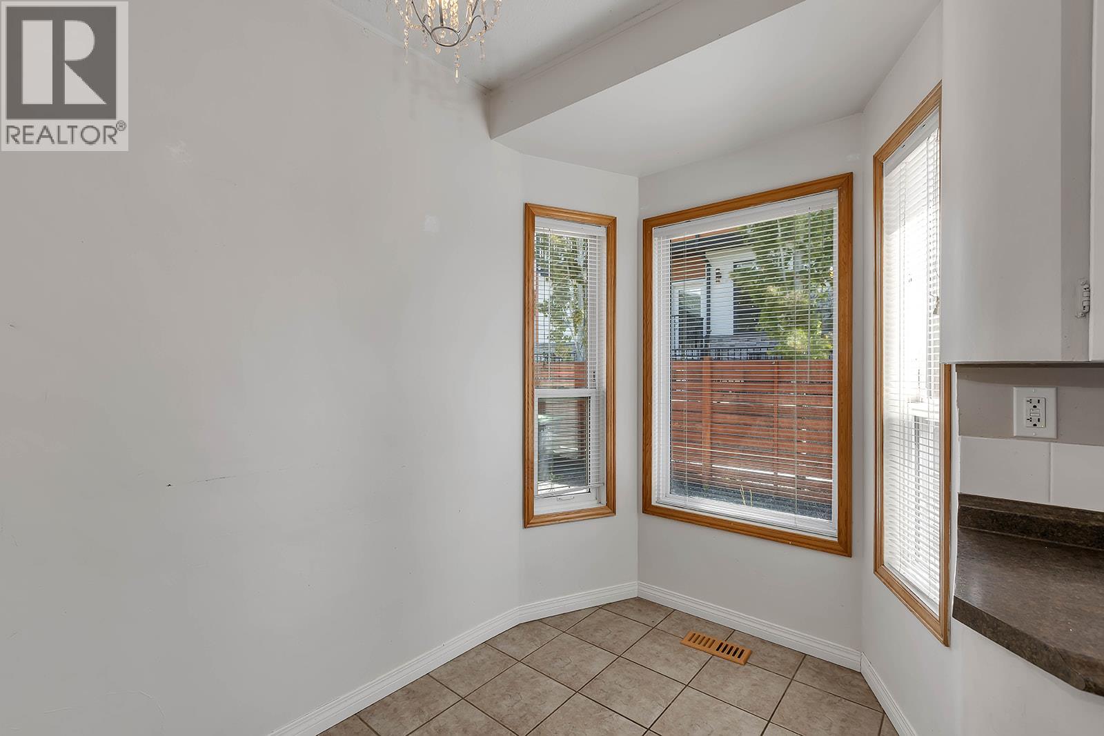  550 Patterson Avenue, Kelowna