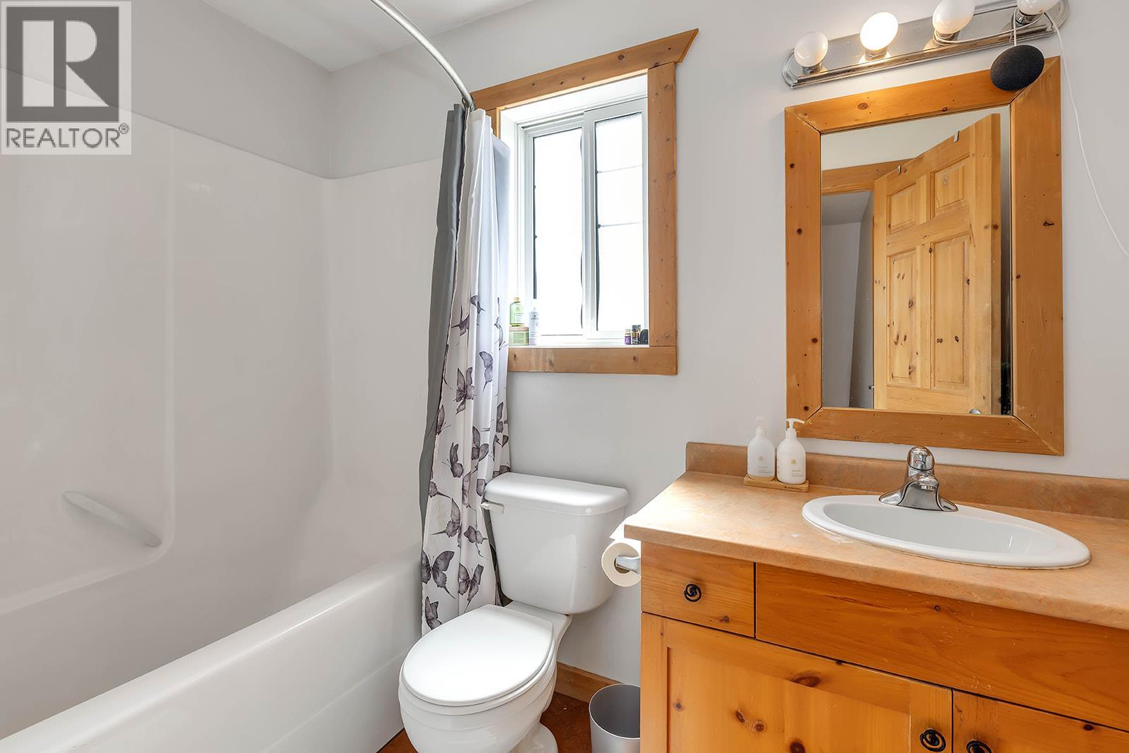  550 Patterson Avenue, Kelowna