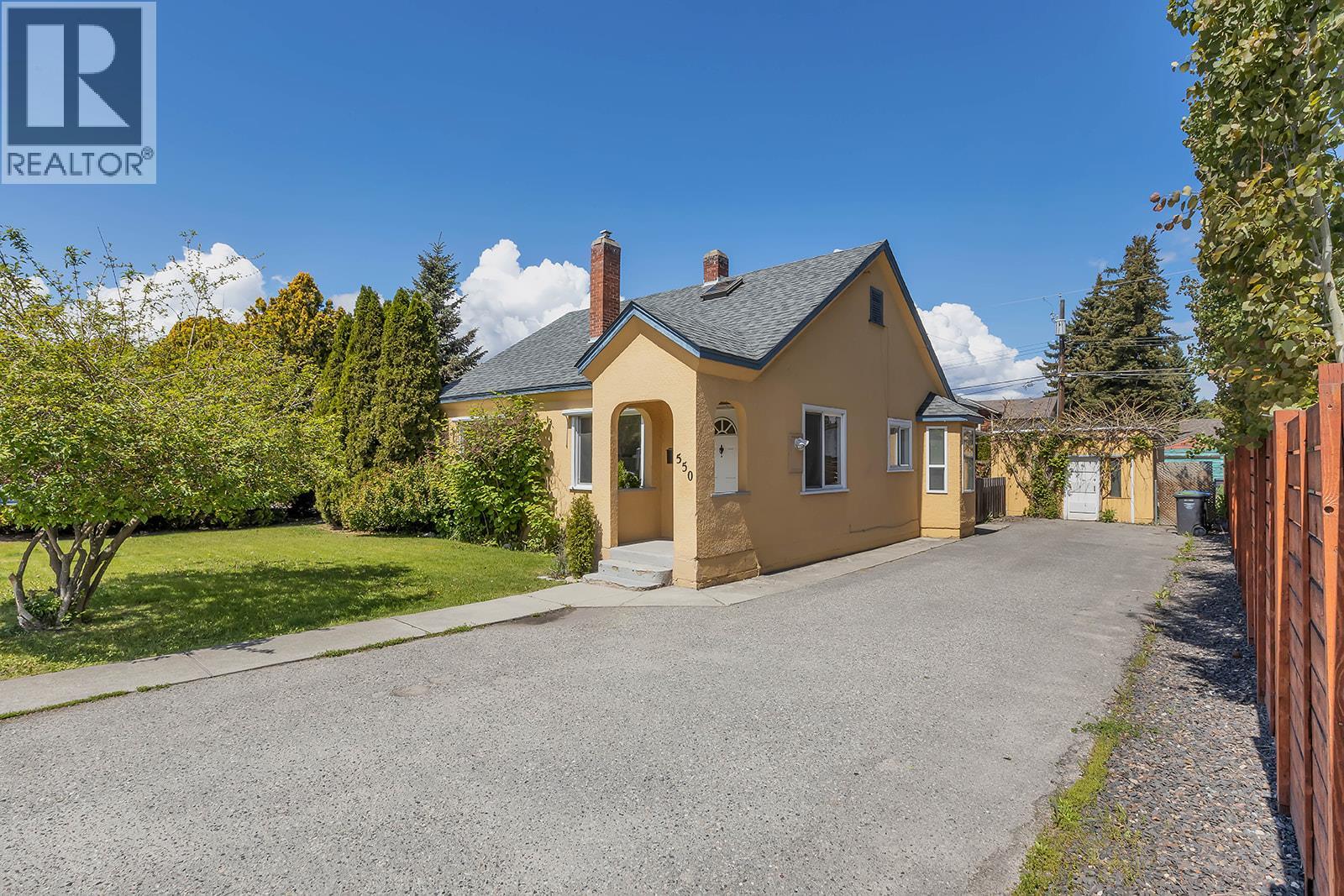  550 Patterson Avenue, Kelowna